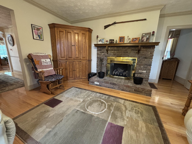 Listing Image 38