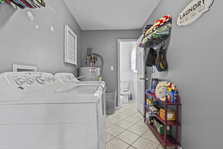 Listing Image 24