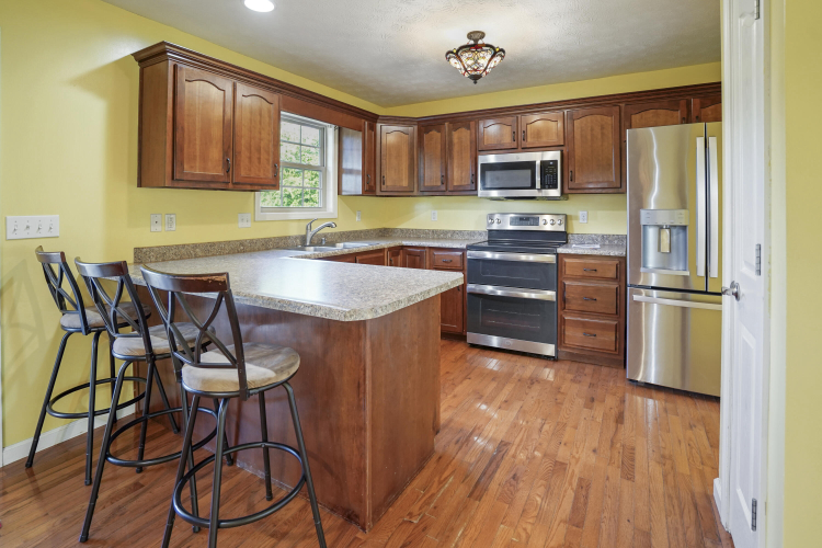 Listing Image 14