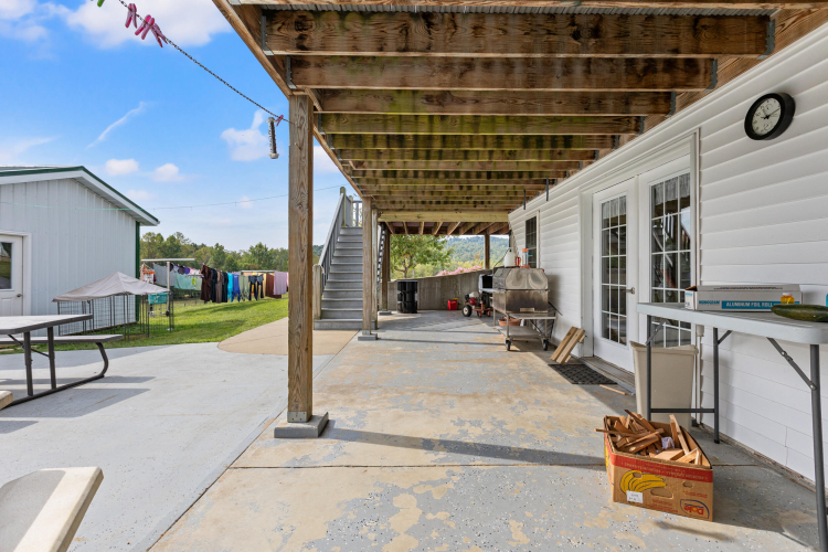 Listing Image 42