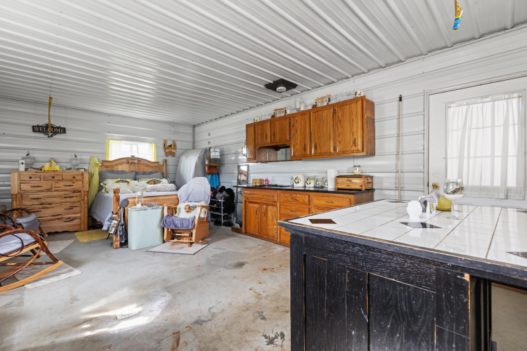 Listing Image 69