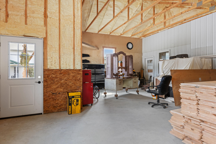 Listing Image 77