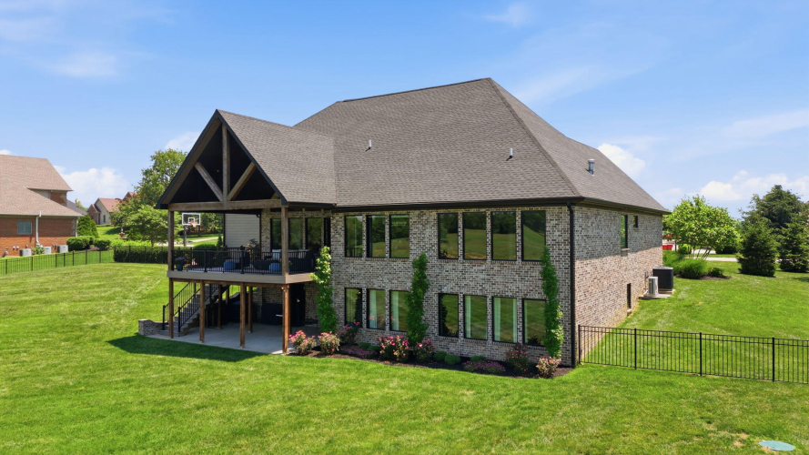 Listing Image 141