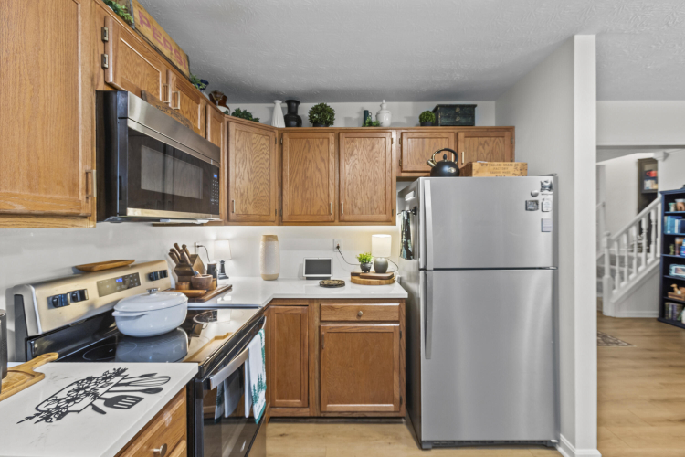 Listing Image 9