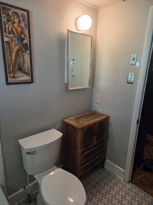 Listing Image 16