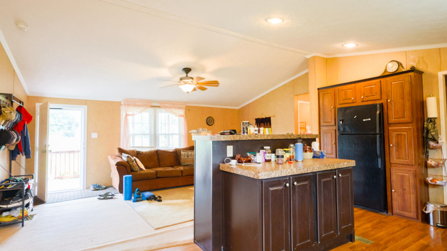 Listing Image 7