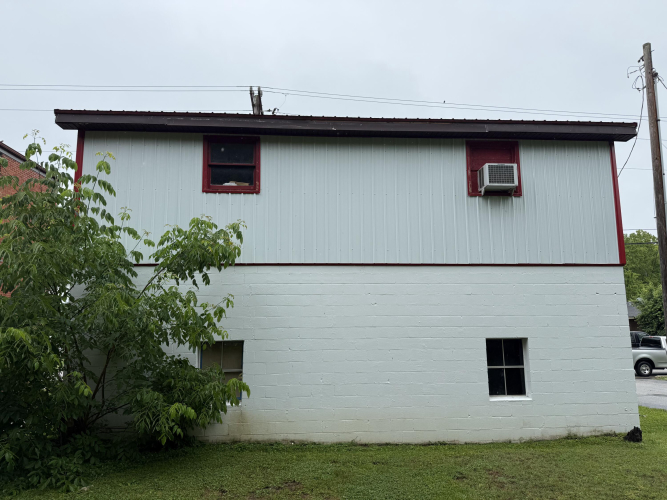 Listing Image 5