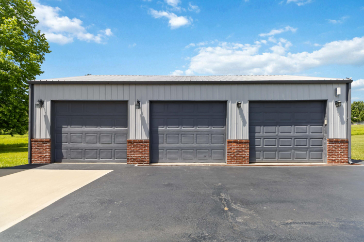 Listing Image 59