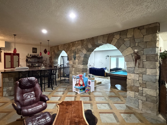 Listing Image 27