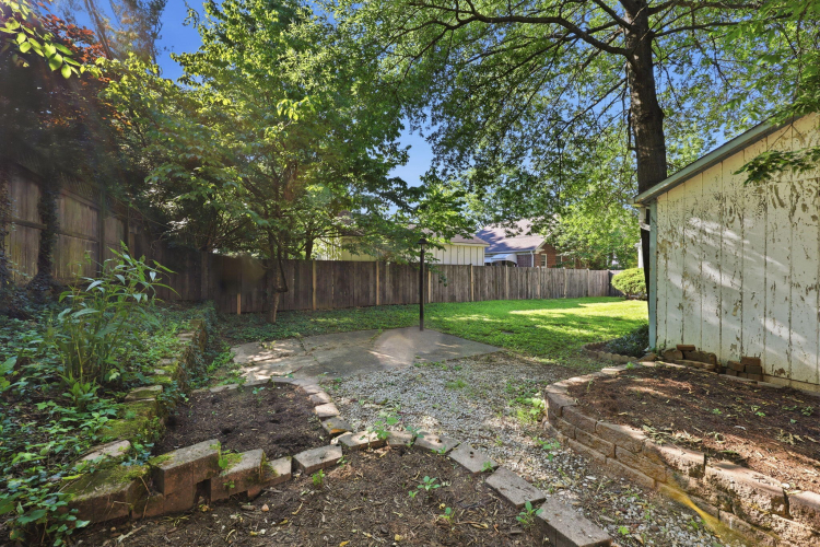 Listing Image 46