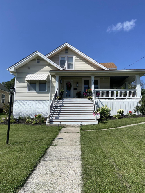 Listing Image 2