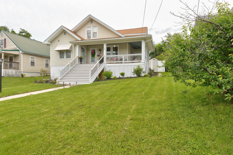 Listing Image 3