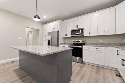 Listing Image 19