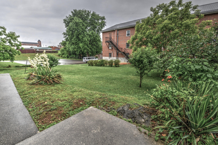 Listing Image 47