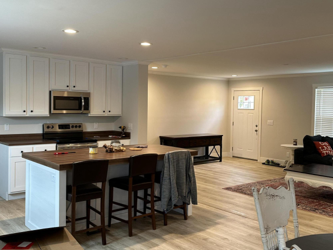 Listing Image 5