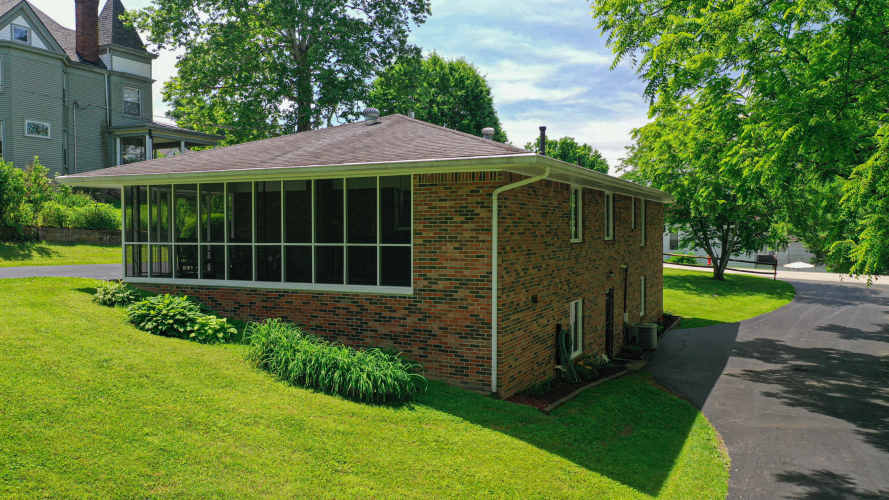 Listing Image 59