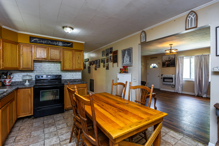 Listing Image 13