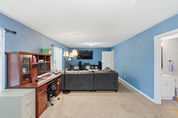 Listing Image 41