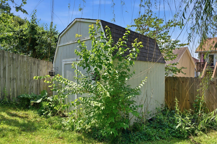 Listing Image 51