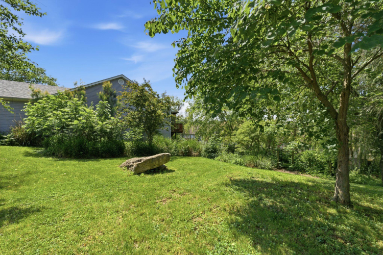 Listing Image 54