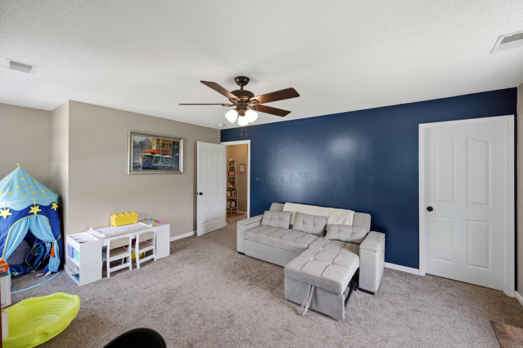 Listing Image 24