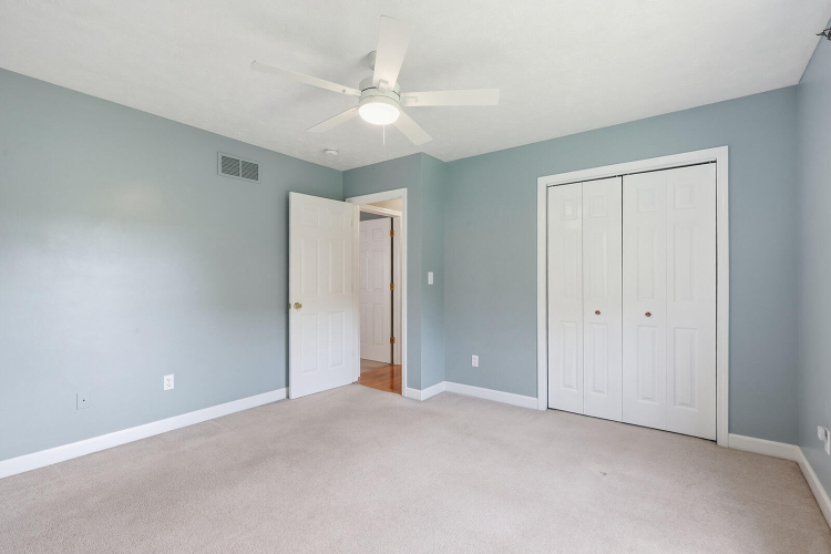 Listing Image 41