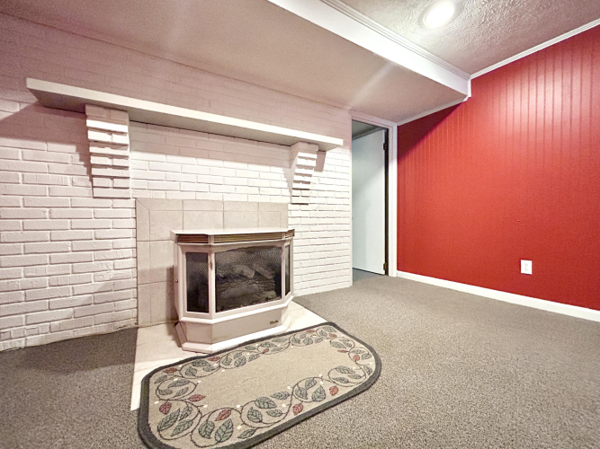 Listing Image 73