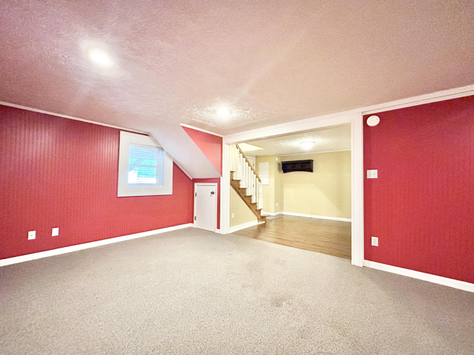 Listing Image 75