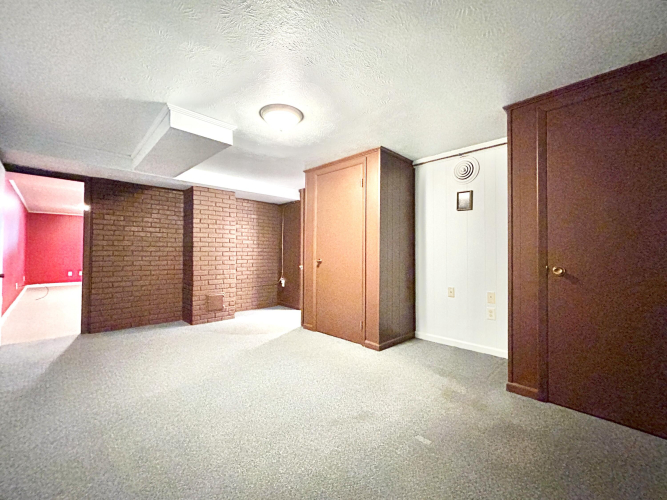 Listing Image 78