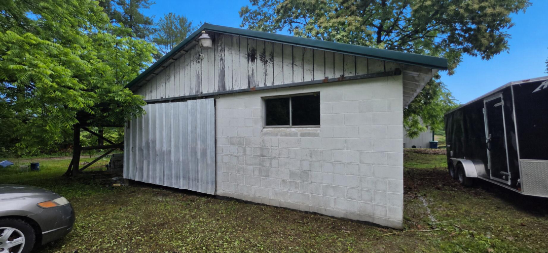 Listing Image 6