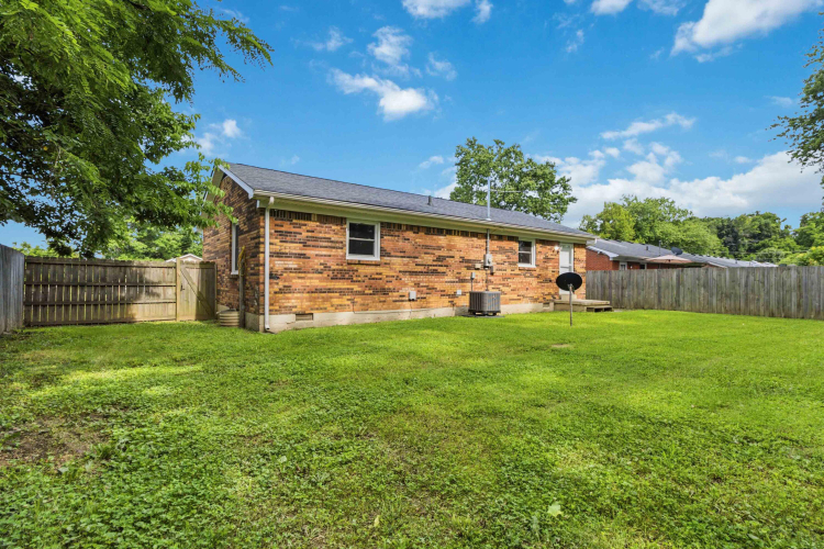Listing Image 23