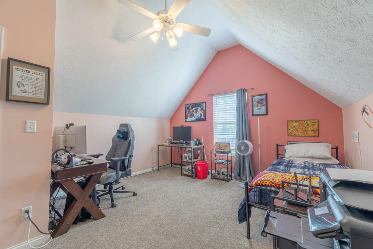 Listing Image 36