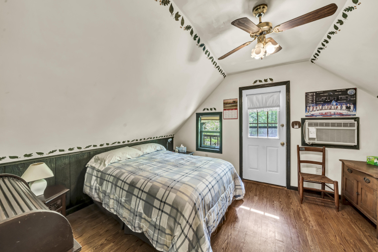 Listing Image 22