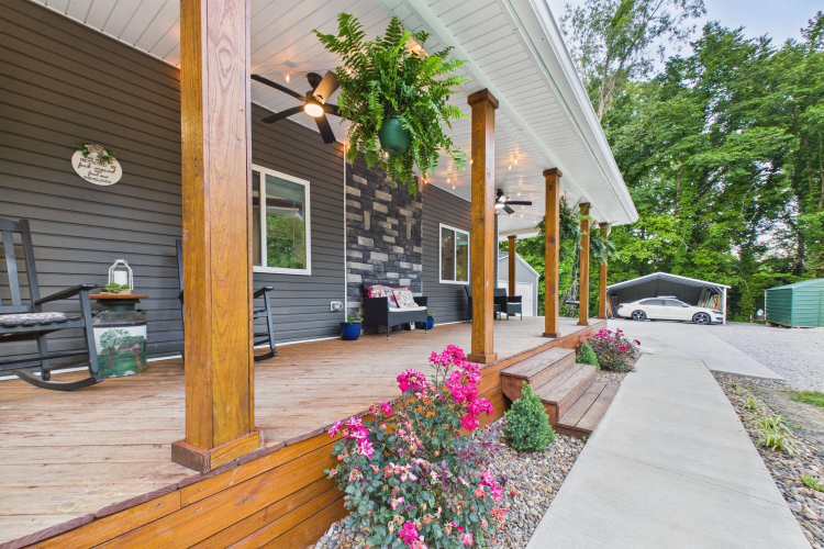 Listing Image 104