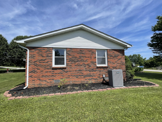 Listing Image 23
