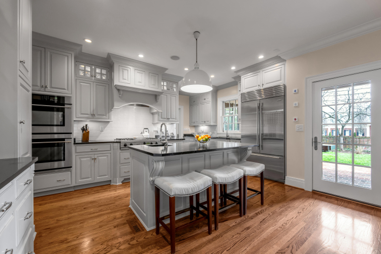 Listing Image 11