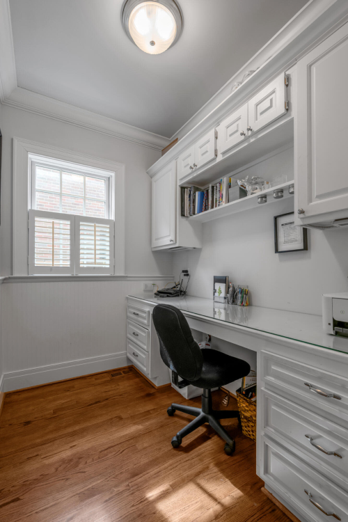 Listing Image 19