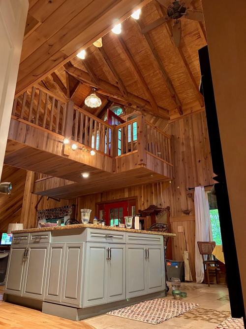 Listing Image 5