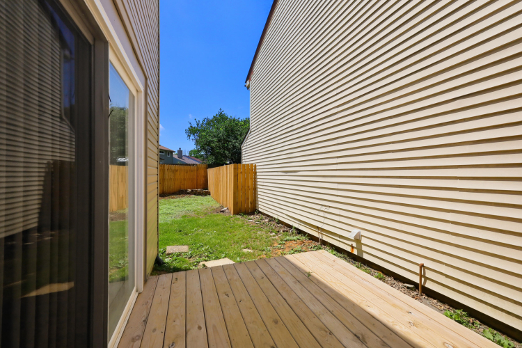 Listing Image 16