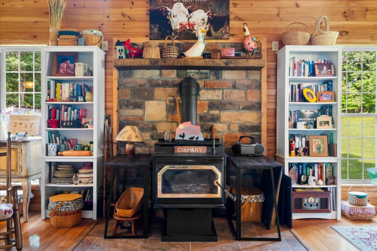 Listing Image 15