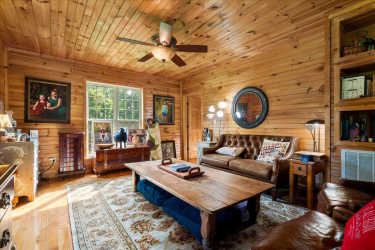 Listing Image 19