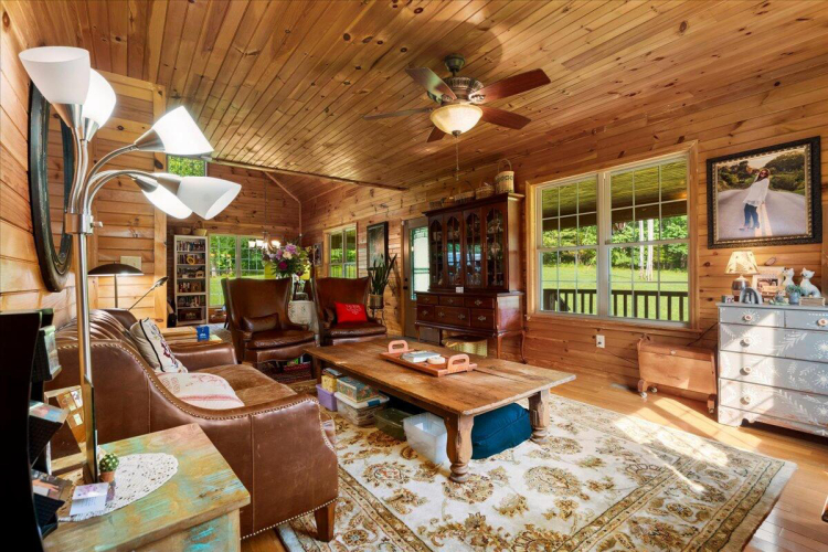 Listing Image 21