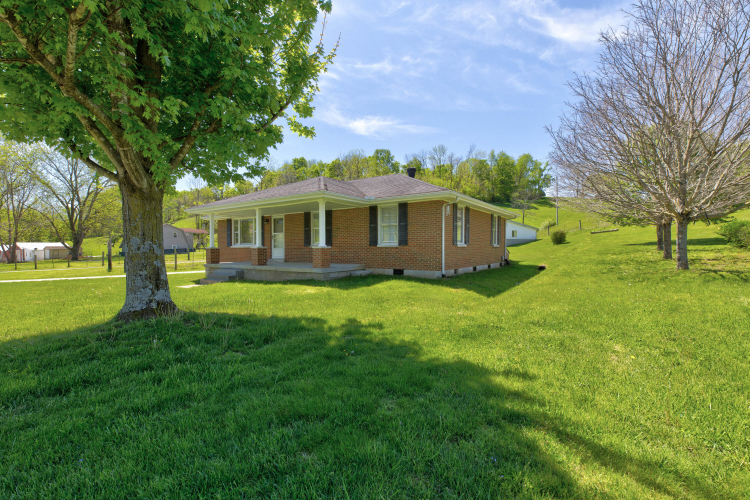 Listing Image 4