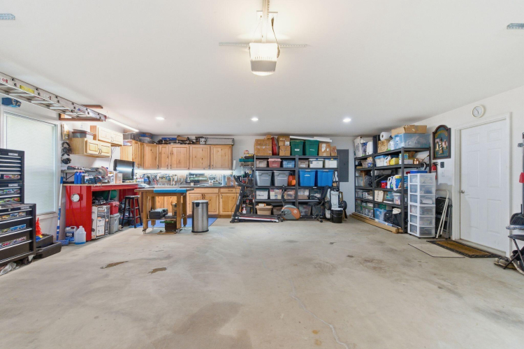 Listing Image 26