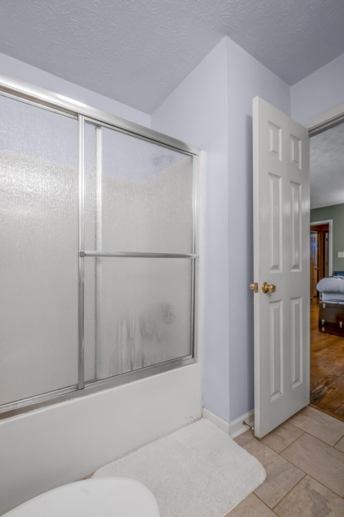 Listing Image 54