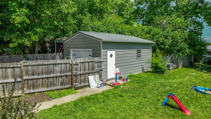 Listing Image 38