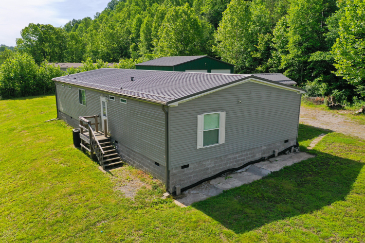 Listing Image 4