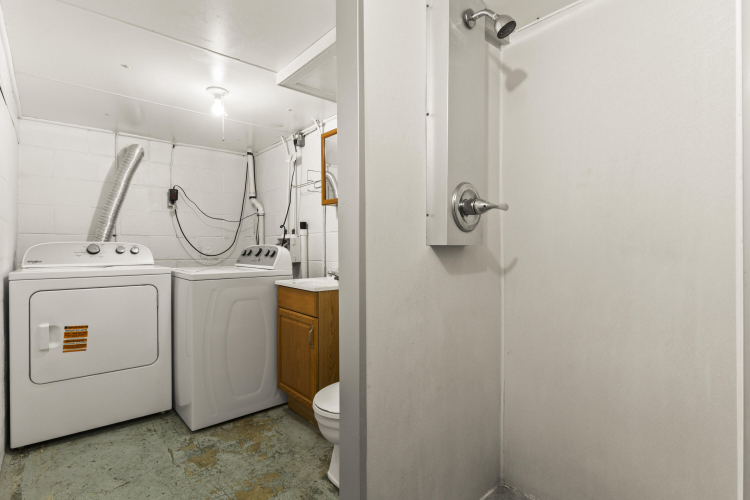 Listing Image 23