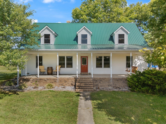 Listing Image 4
