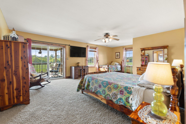 Listing Image 50